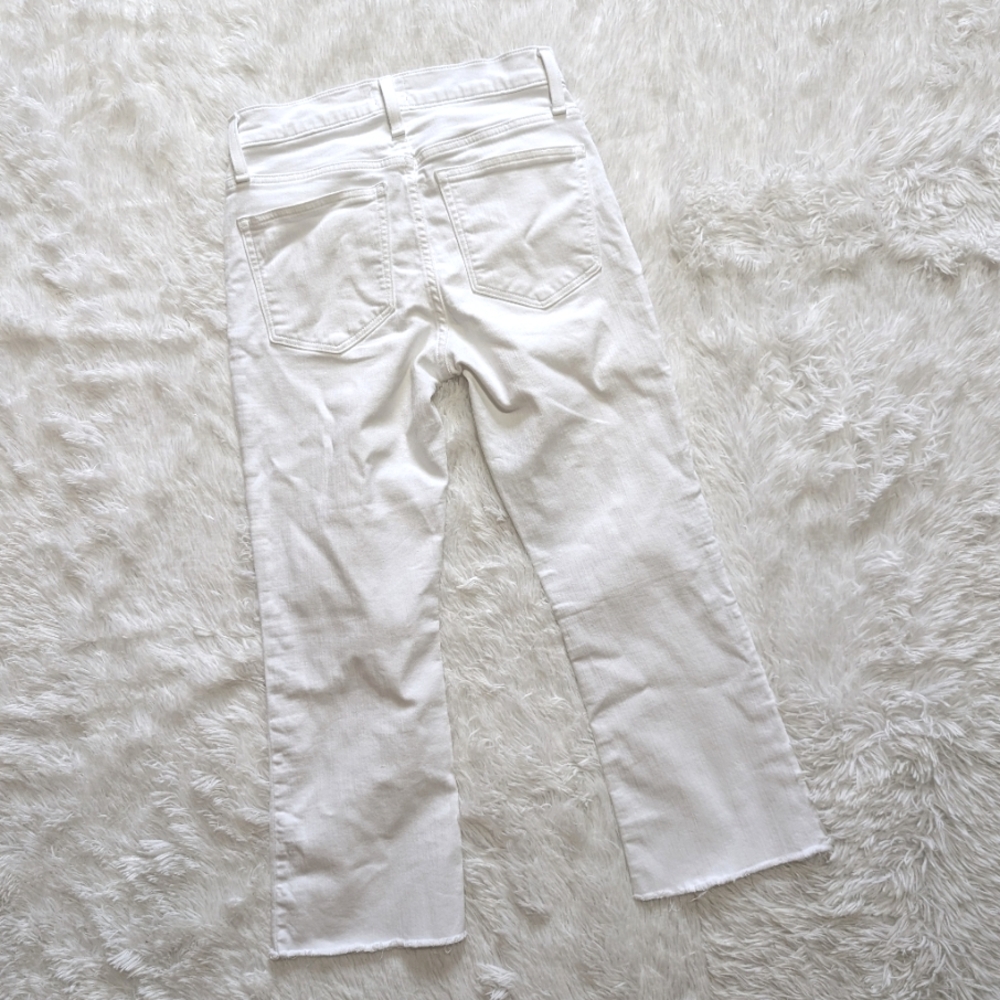 🔴SALE! J. Crew White High Rise Crop Flare Jean Size 27 Petite - Picture 9 of 16